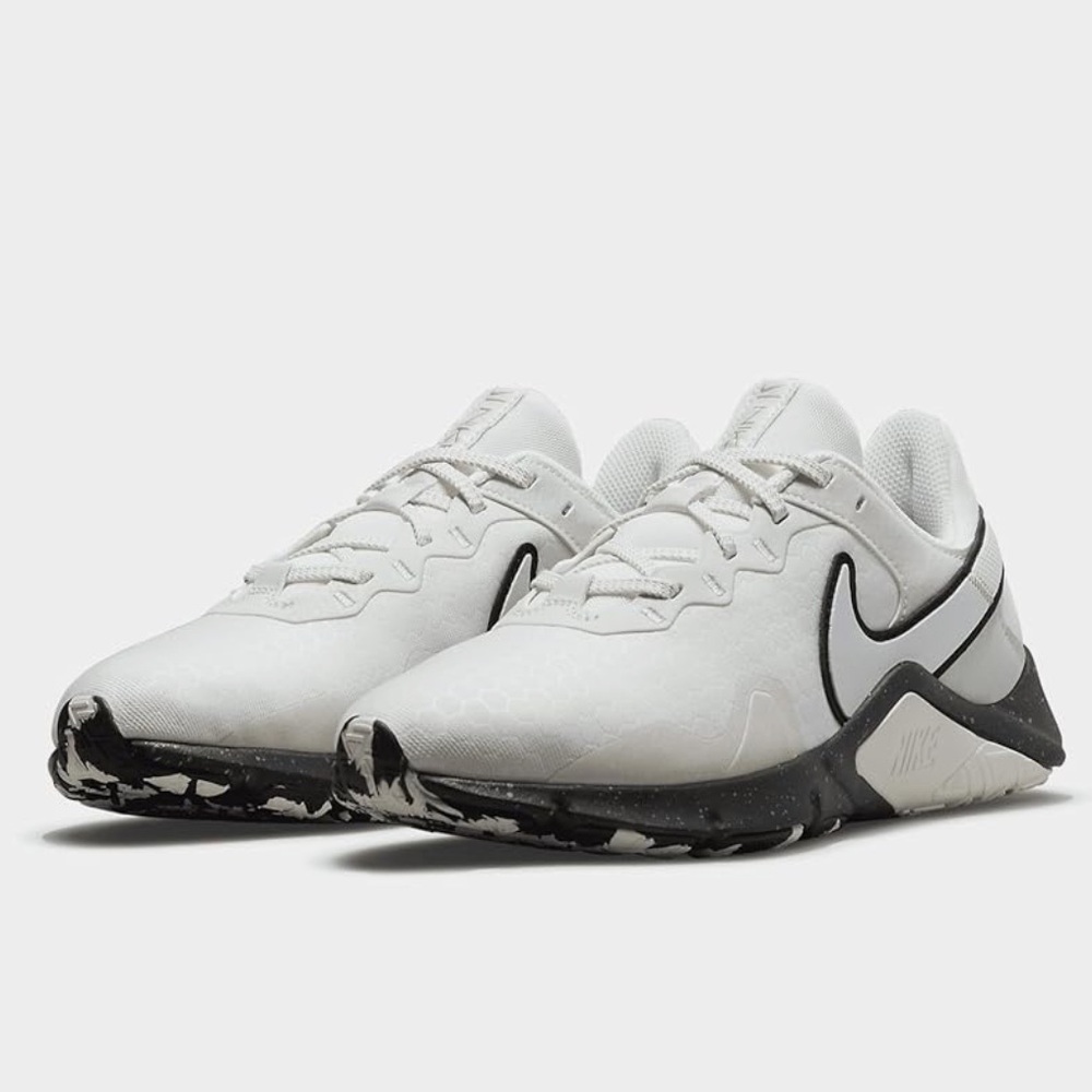 Nike Legend Essential 2 Training Sneakers Sail/Black/Mtllc Copper Coin